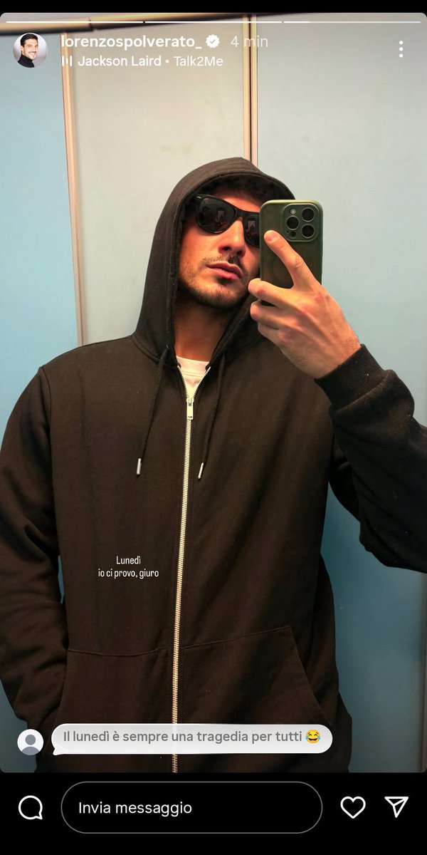 vanessamarotto1's tweet photo. Lollo e la sua passione per il lunedì🖤😄 #shailenzo https://t.co/XIYPEw6AZ8