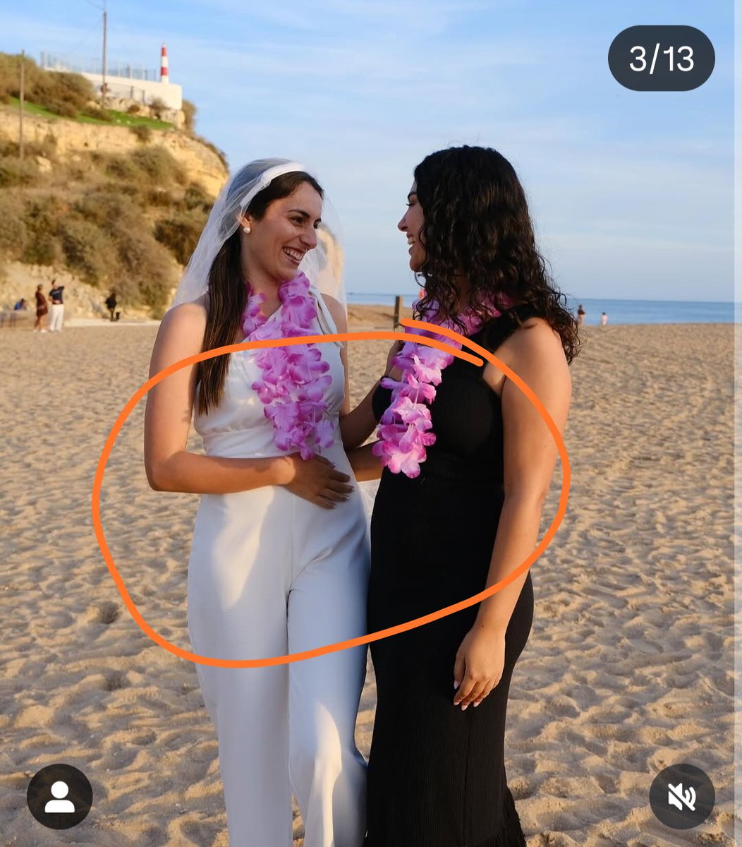 Ups… toca a casar antes que o discurso moralista entre em colapso! 💍🤭 Tudo para reforçar a 'narrativa familiar' de bons costumes - e votos, claro! 😂
<a href="/ritamariamatias/">Rita Maria Matias</a>
