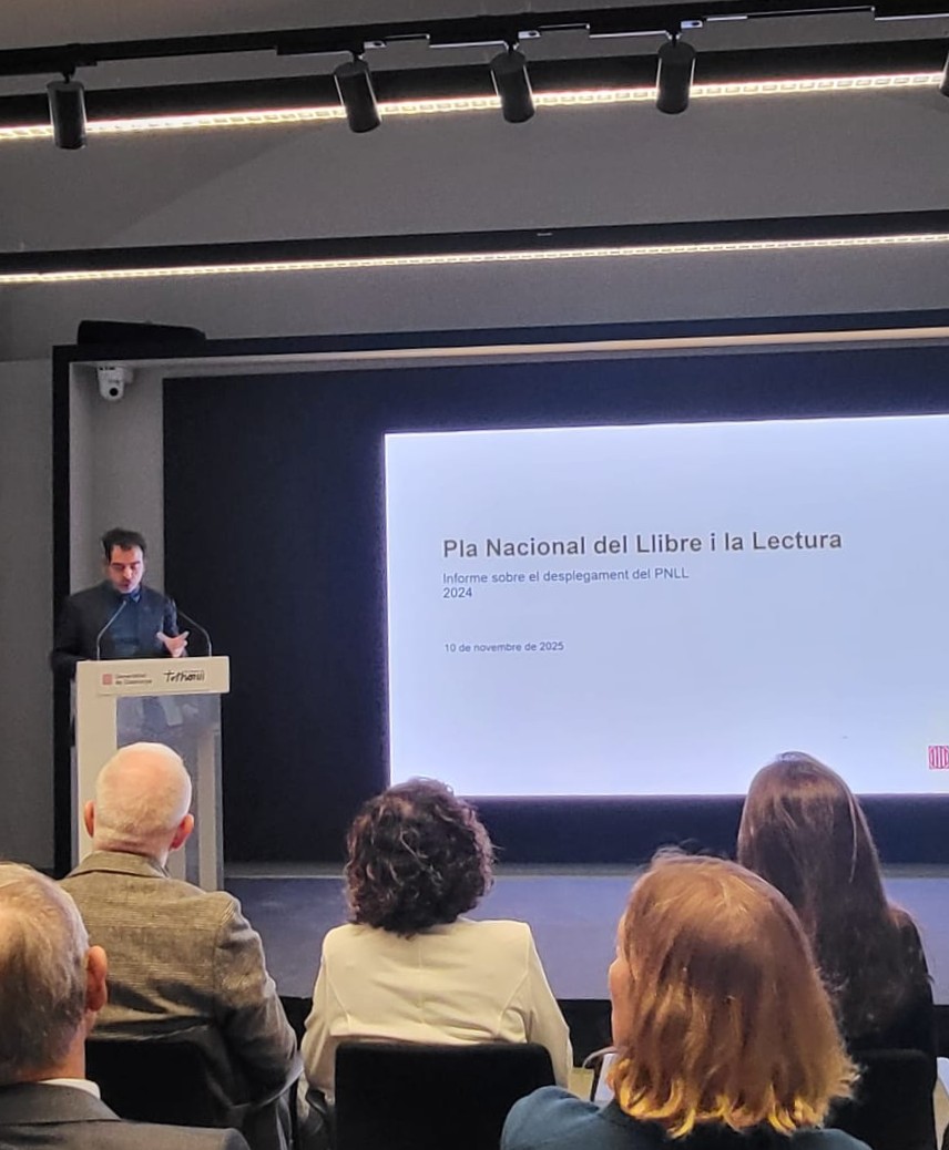 📚 Avui la vicepresidenta del COBDC, <a href="/isaminguillon/">Isabel Minguillón</a> , participa a la reunió del Consell Nacional de la Lectura al Palau Marc.  

S’hi presenta l’Informe sobre el desplegament del Pla Nacional del Llibre i la Lectura de Catalunya 2024.