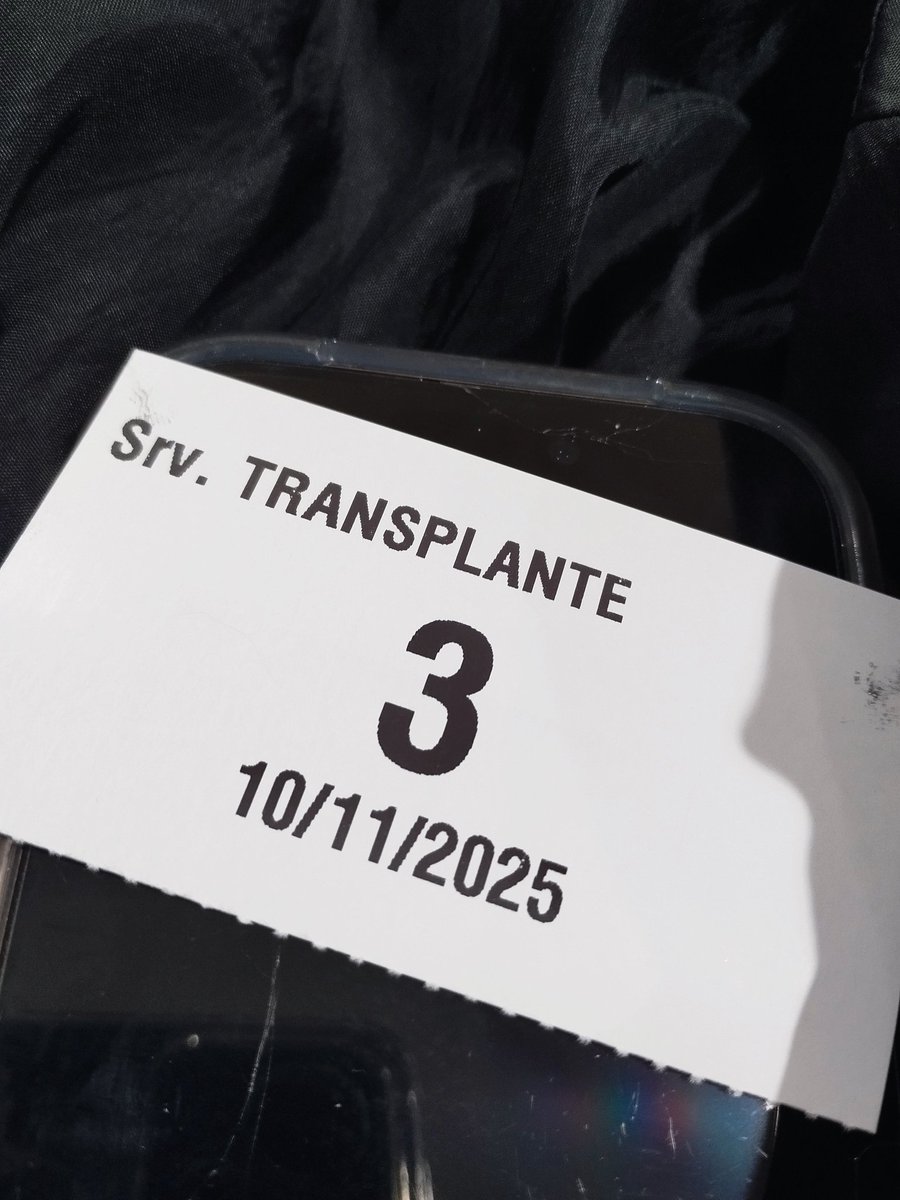 Día de visita a uno de mis ángeles de la guardia. 

Gracias doc <a href="/PilarFraile3/">Pilar Fraile</a> <a href="/NefrologiaSa/">Nefrologia Hospital Universitario de Salamanca</a> 

Perfecta parada por boxes con los mejores "mecánicos" 

DONAR = REGALAR VIDA
#TrasplanteRenal #DonaciónDeÓrganos 
#ERC