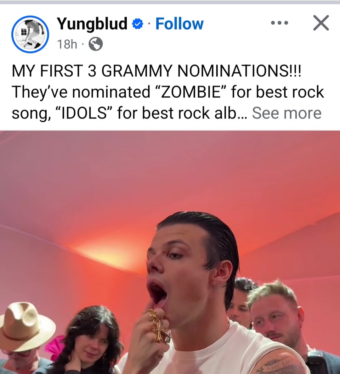 LookAGhost's tweet photo. #music #listeningtomusic https://t.co/UugGpljL3C