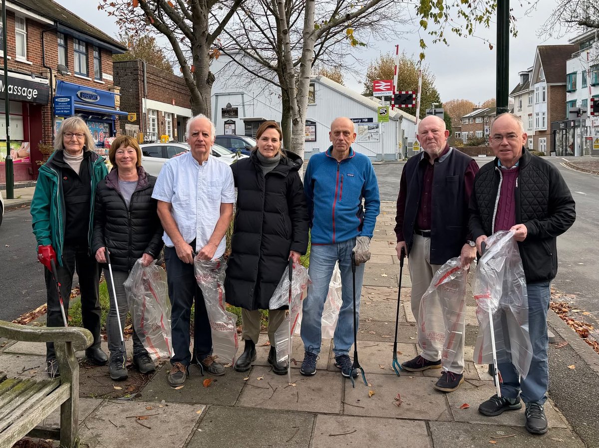 Strawb Hill Tweets tweet media