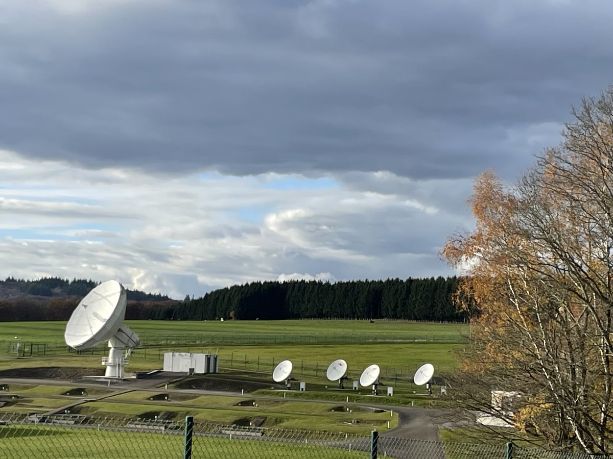 #vrtweer Redu #Eesa ⁦<a href="/BuienradarBE/">BuienradarBE</a>⁩ ⁦<a href="/Weerbord/">Weerbord☀️☔️</a>⁩ ⁦<a href="/NoodweerBenelux/">NoodweerBenelux</a>⁩ 14:20
