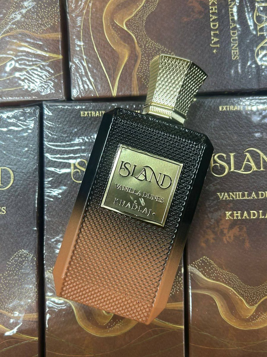 NseIkpe3's tweet image. Club de nuit. Woody and fresh. 
Island vanilla dune. Warm, spicy and sweet. 
Both are 🔥 😎.