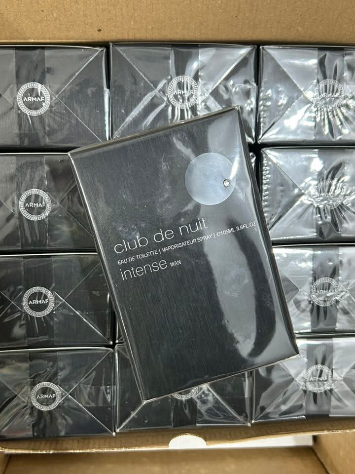 NseIkpe3's tweet image. Club de nuit. Woody and fresh. 
Island vanilla dune. Warm, spicy and sweet. 
Both are 🔥 😎.