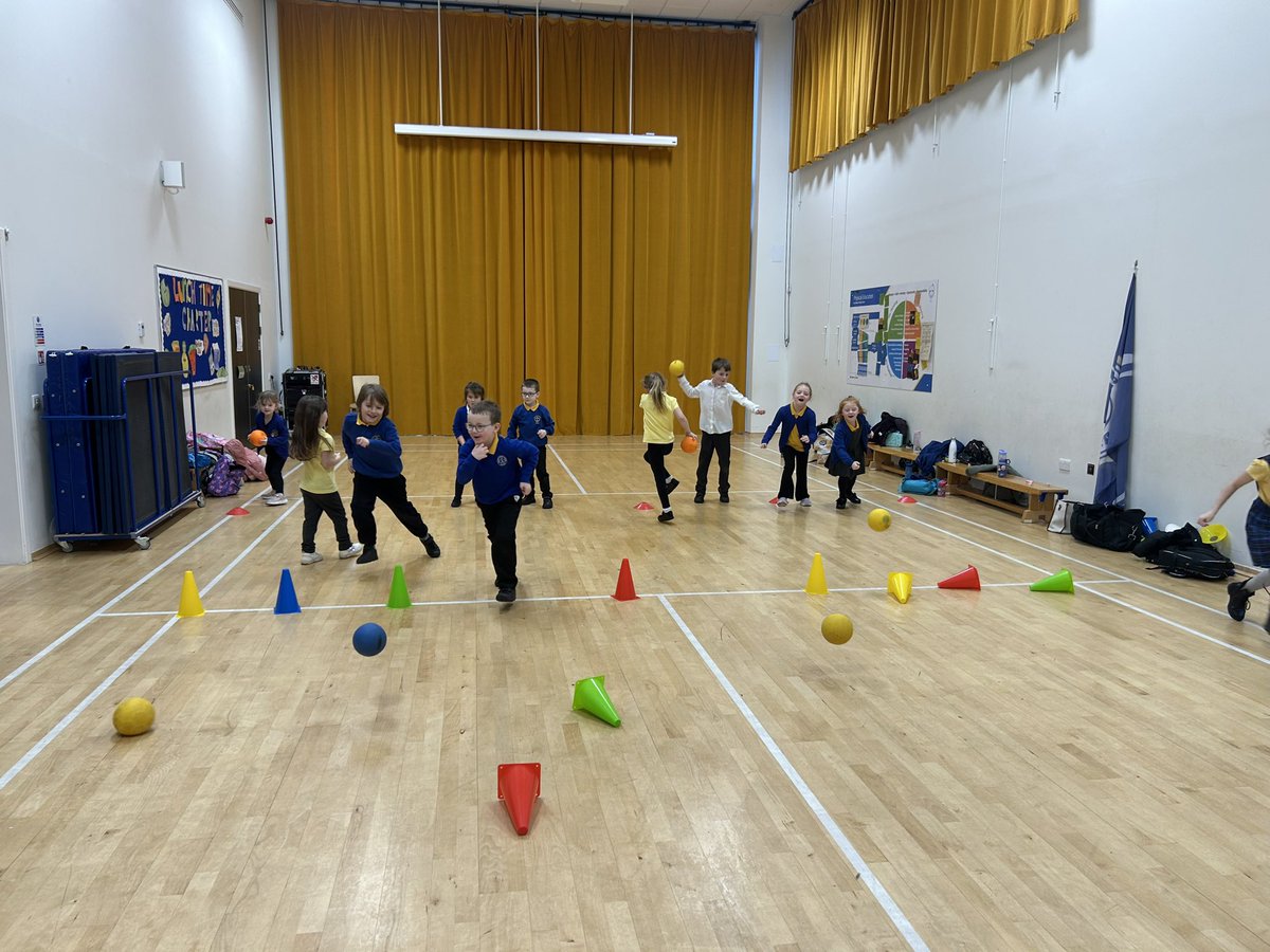 P1-3 pupils at <a href="/sacred_heartps/">Sacred Heart Primary</a> were working on target practice today at afterschool club 🤩