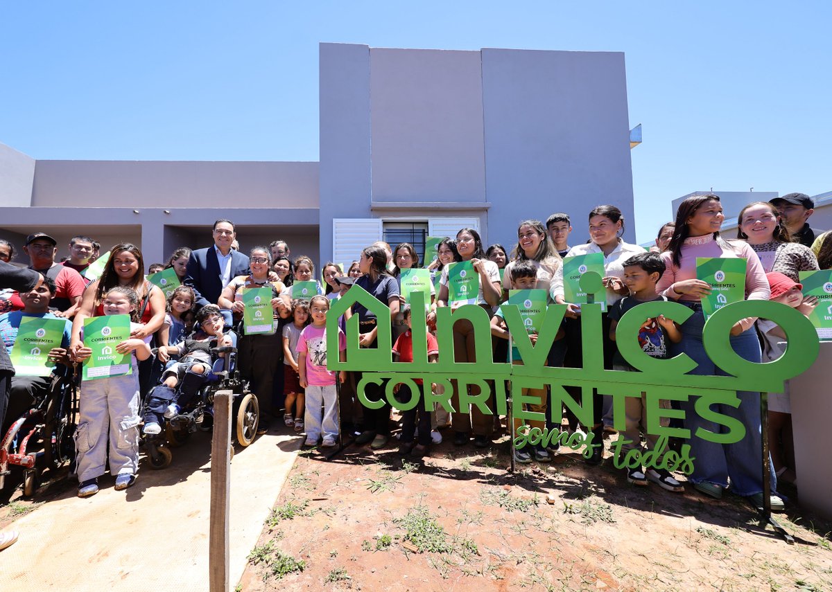 40 familias cumplieron su sueño al recibir las llaves de su primera vivienda del <a href="/invico/">Instituto de Vivienda de Corrientes</a>.

Financiado con recursos provinciales, cada entrega nos llena de satisfacción y alegría, porque más cruceños comienzan hoy una nueva etapa en sus vidas. ¡Felicidades a los adjudicatarios!