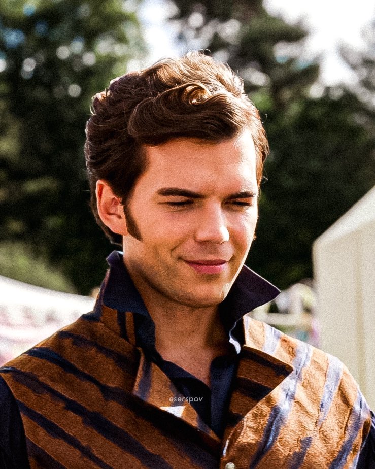 You know you're that b*tch when you got people mad in the quotes on a video about Sesame Street...

COLIN BRIDGERTON YOU WILL ALWAYS BE FAMOUS 🍪😌✌🏻