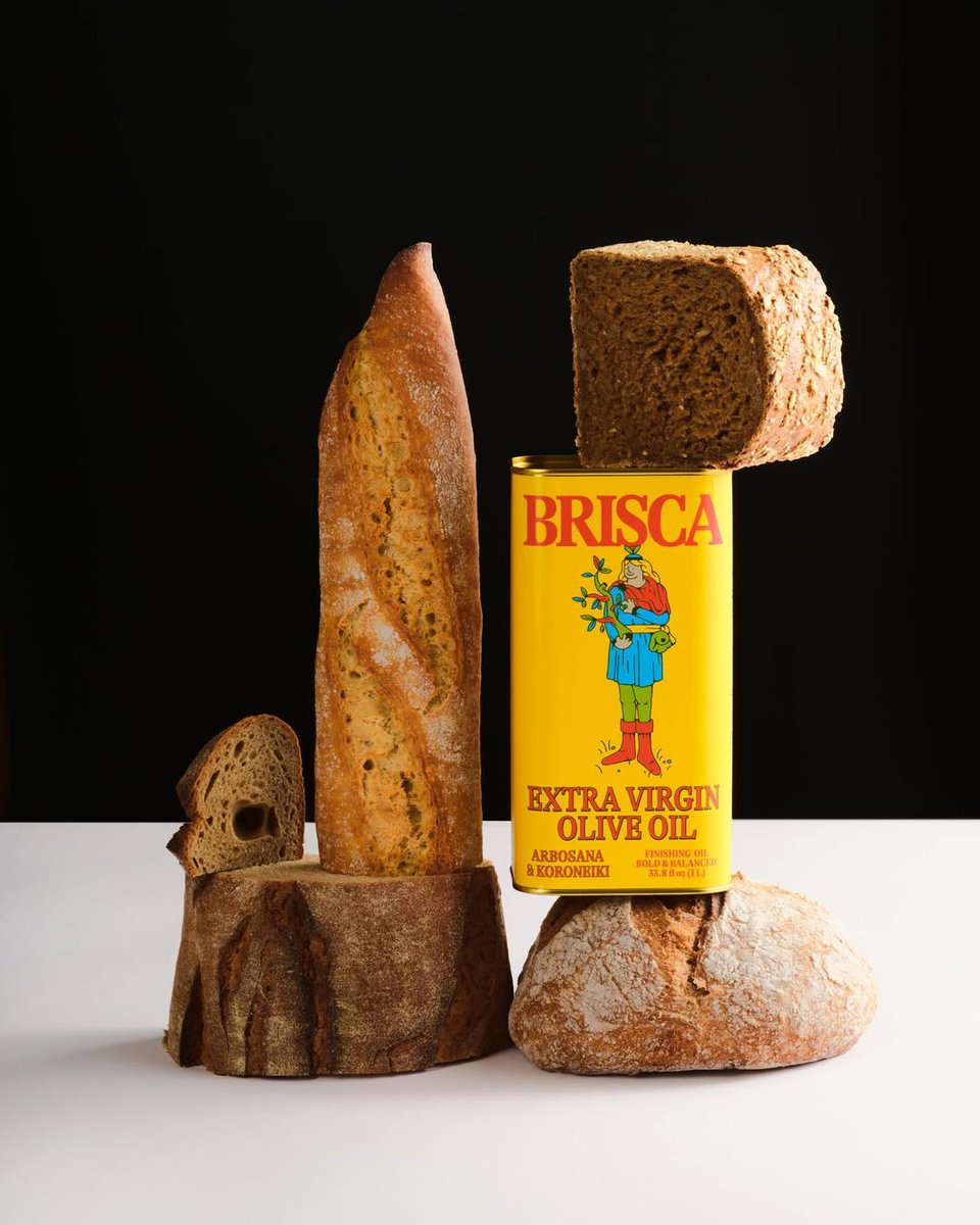 PENTAWARDS's tweet image. Onmi Design&apos;s #packagingdesign for Brisca. With its vibrant colours, playful illustrations, and nostalgic charm, the packaging captures the spirit of traditional Spanish cards, reimagined for a modern audience. #DailyDesignInspiration