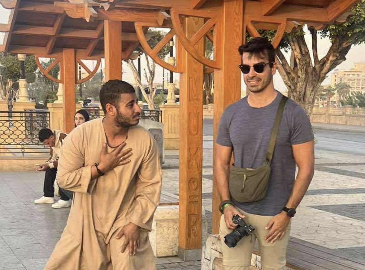 I’m in Egypt on a quest to improve my SaaS pricing skills 

After weeks of consulting and negotiating with the best sales experts of Egyptian Bazaars, B2C/B2B tech sales are no challenge to me.

I’m ready for B2B sales and to greatly increase shareholder value 

#buildinpublic