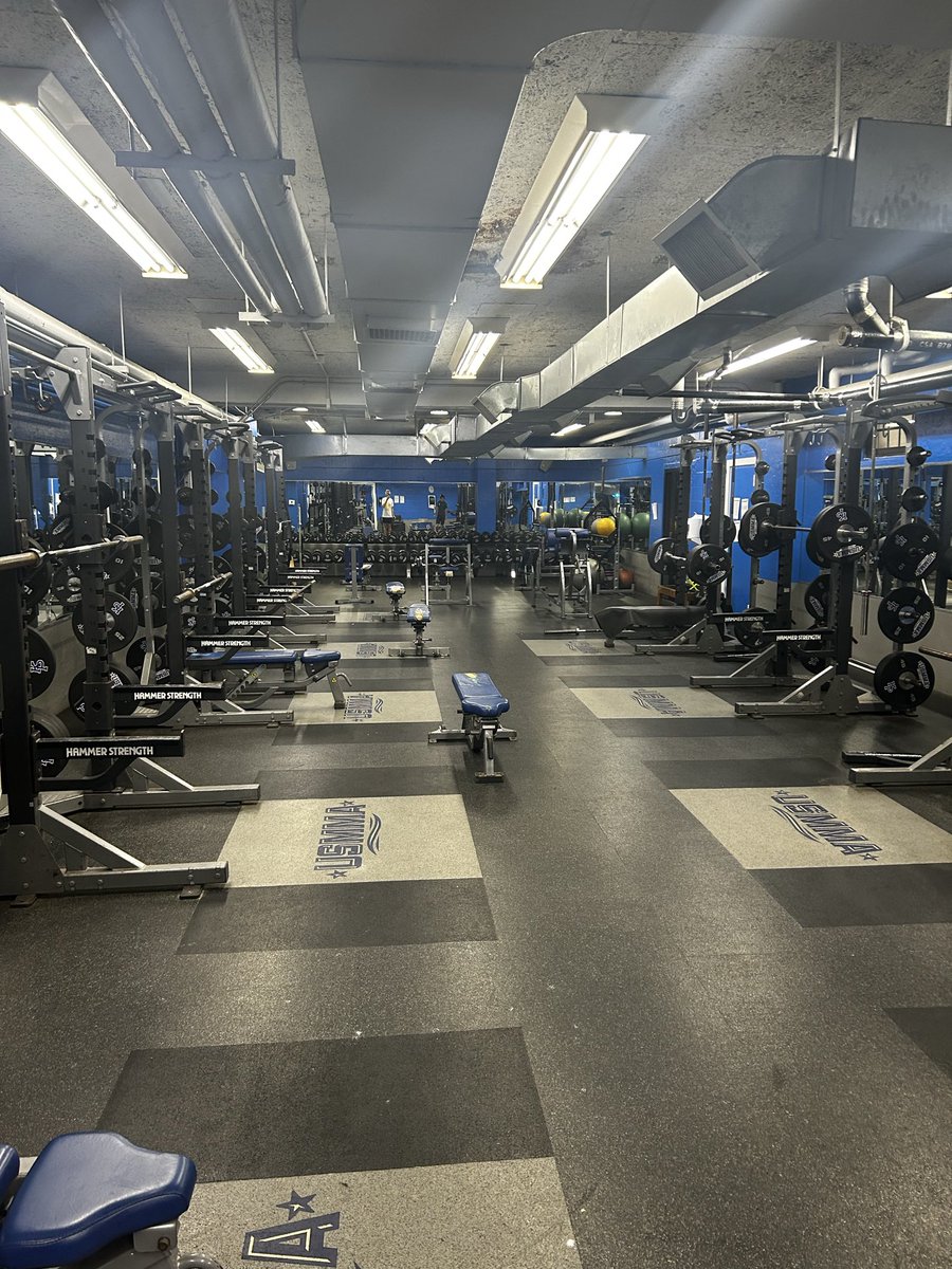 bootlegelephant's tweet photo. Early morning empty ❤️‍🔥

Go make your future self sore gents. https://t.co/cQE18921DP