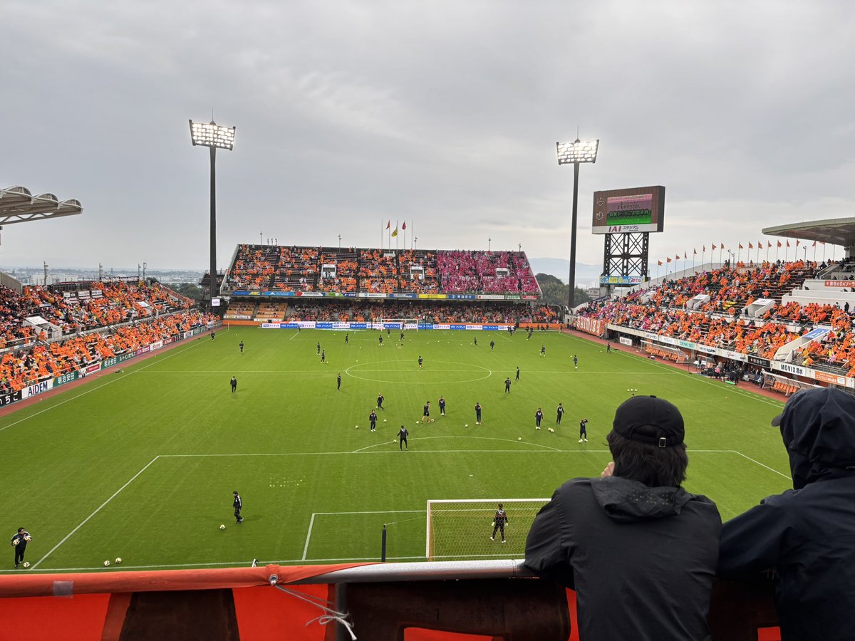 SS_pulse12's tweet image. 第36節vsC大阪
来季を見据えた戦い？
入りからやる気を感じられなかったし、そのまま簡単に複数点取られて弱すぎる
来季に向けてしっかり考えてください強化部
本気で上を目指せるチームへ