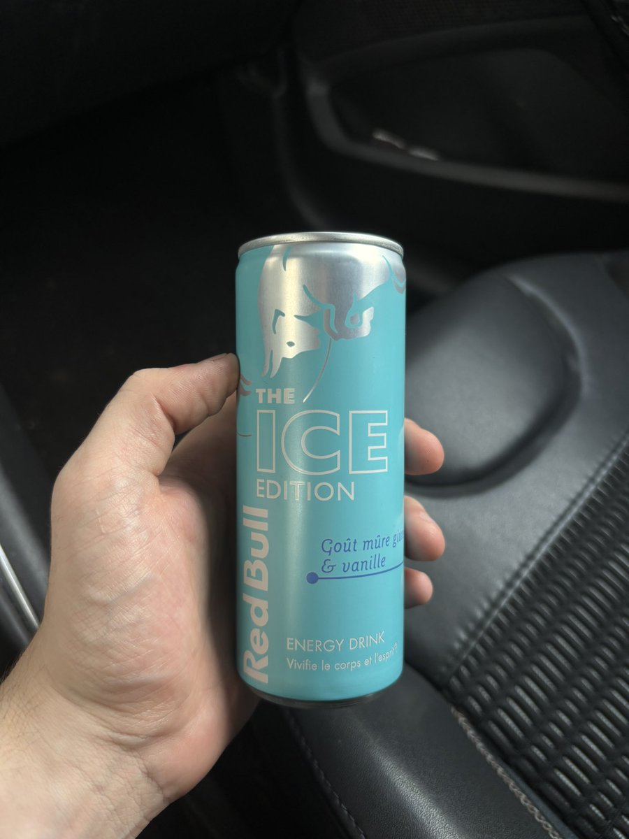 Ils ont ressorti ce banger, la vie est tellement belle putain merci <a href="/RedBullFrance/">Red Bull France</a> ❤️