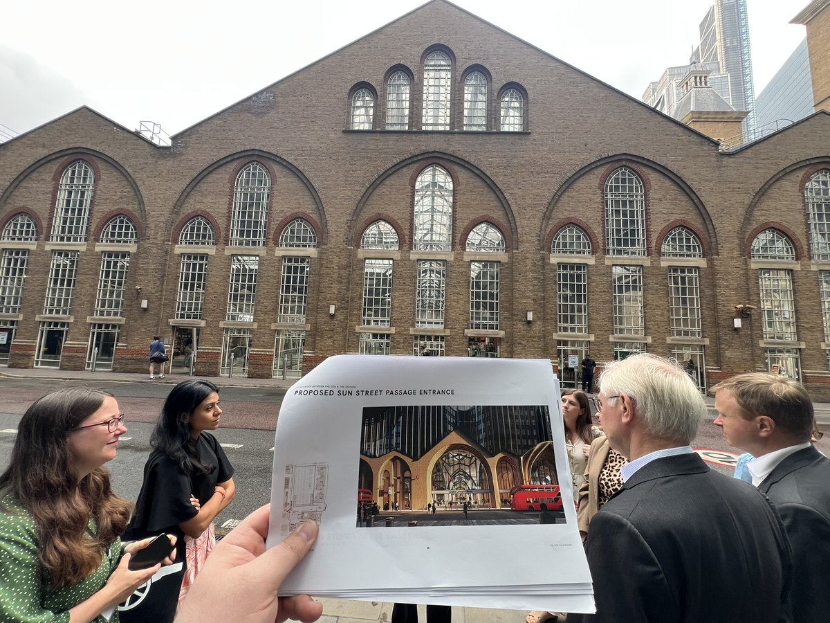 benjmurf's tweet image. Network Rail have today notified me of 31 amendments to the planning application at Liverpool Street Station, 50 Liverpool Street, Sun Street Passage, 40 Liverpool Street , Hope Square &amp;amp; Bishopsgate Plaza, London.
These will have to go back out to public consultation shortly.