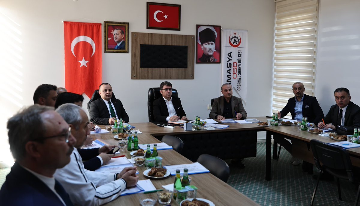 📍 Amasya Organize Sanayi Bölge Müdürlüğü

Valimiz Önder BAKAN ve heyet üyelerinin katılımıyla, Organize Sanayi Bölgesi’nin Müteşebbis Heyeti Toplantısı gerçekleştirildi.

#SanayiŞehriAmasya