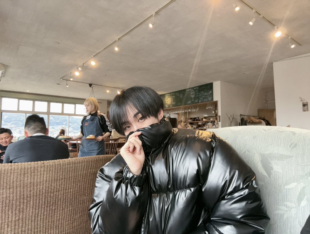 けけけ tweet media