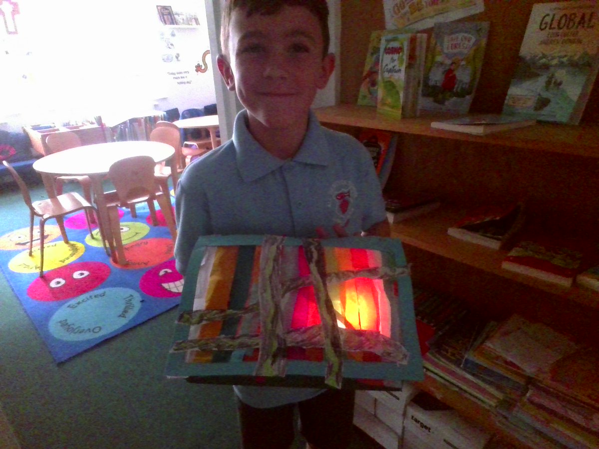 AppleySaintsCE's tweet photo. #ABASY4 loved constructing their lightboxes today. They used their knowledge of electricity to create electrical circuits and produced some fantastic, eye catching designs. #ABASDT
@CidariEducation @ShevCommunity @StandishVoiceNF @WN6_Mums https://t.co/gnBjIVaMRD