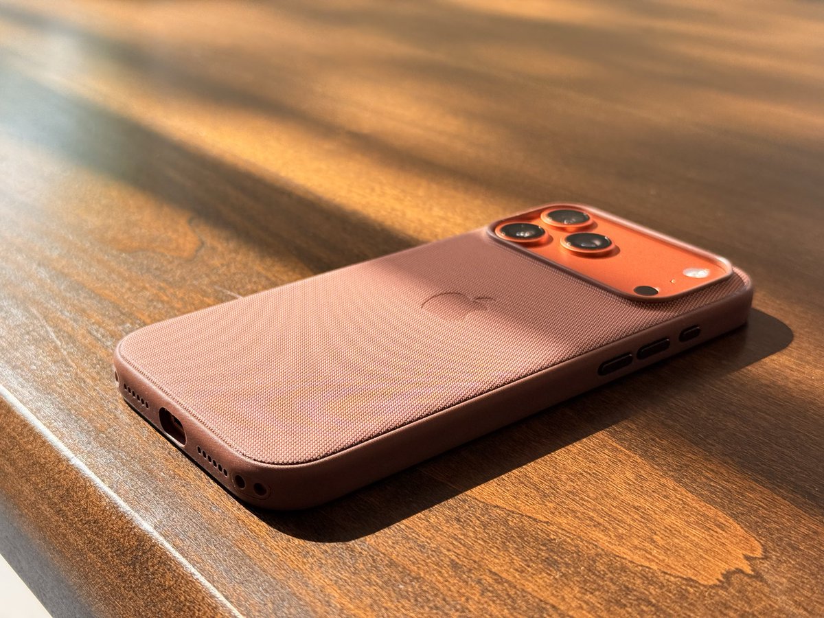 hiyo216079's tweet photo. 最高
#Apple好きと繋がりたい
#iphone17promax
#TechWovenCase https://t.co/frxO68omXP