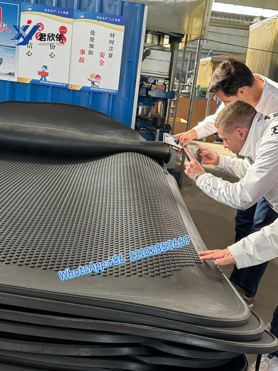 filterplate86's tweet image. The best reviews happen right on the factory floor

We are thrilled to host another group of international clients. The scene says it all: non-stop photos, deep dives into the details
#CustomerFeedback #MembraneFilterPlate #FilterPress #MadeInChina #FactoryTour #SatisfiedCustomer