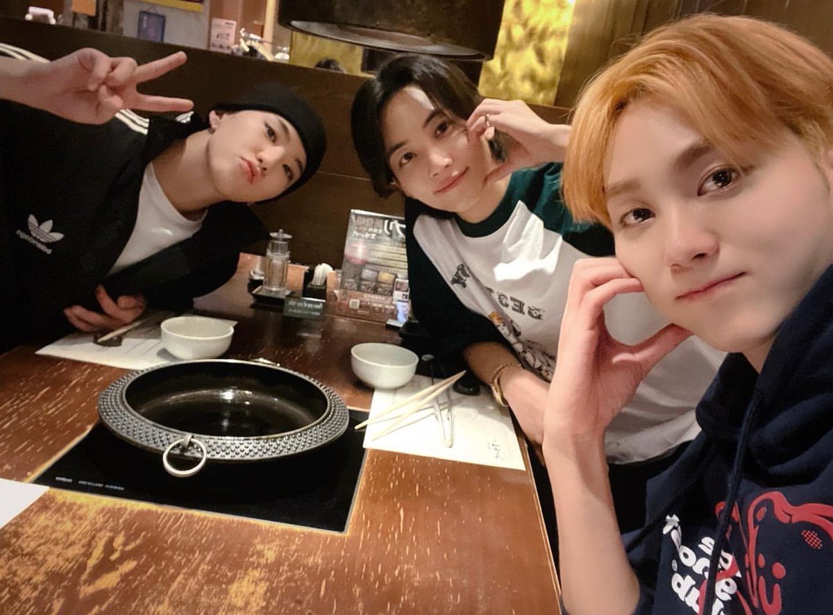 jeonghannisms's tweet photo. 3 years ago 🤍

#2025MAMAVOTE #SEVENTEEN https://t.co/tfYKJr8skz