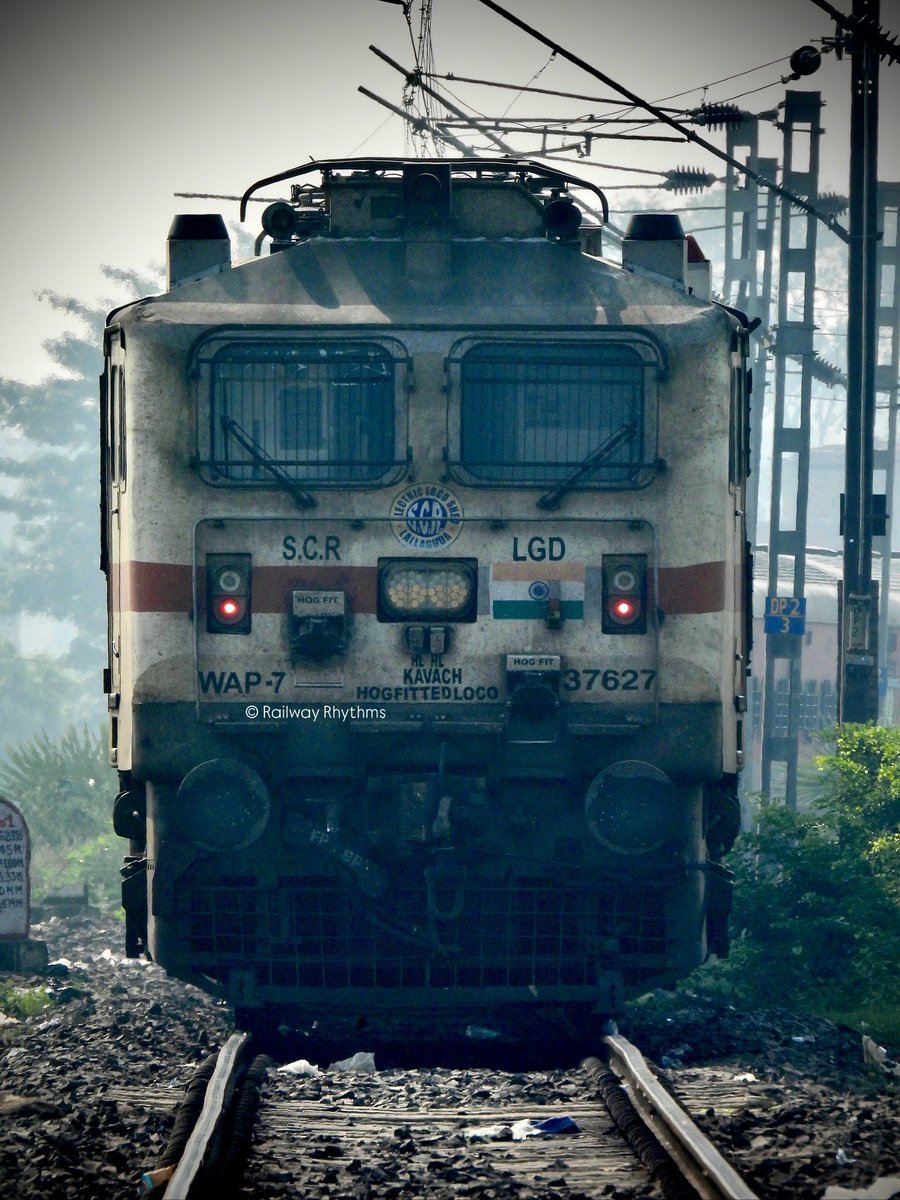 Abhishek • Train Enthusiast 🇮🇳 tweet media