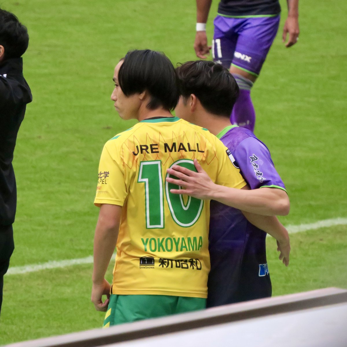 j2_life's tweet image. 偶然にもこの2人の同時投入は熱かった
#横山暁之 #矢村健 #藤枝MYFC