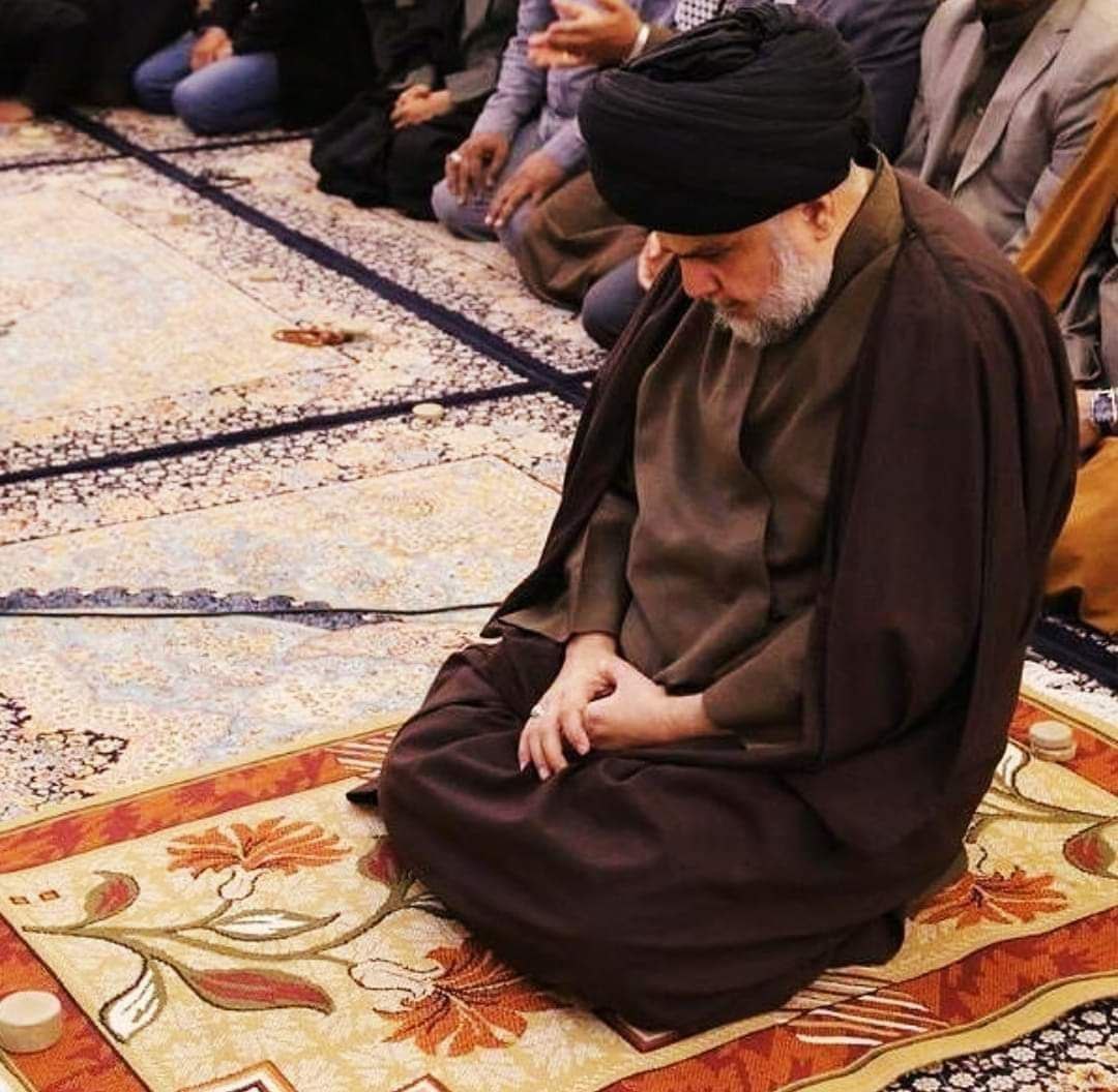 سيدي القائد مقتدى
والله والله والله 
معكم معكم لا مع عدوكم
والخزي والعار لمن يشكك بكم
ال الصدر الكرام 
#قاطعوهم_يرحمكم_الله