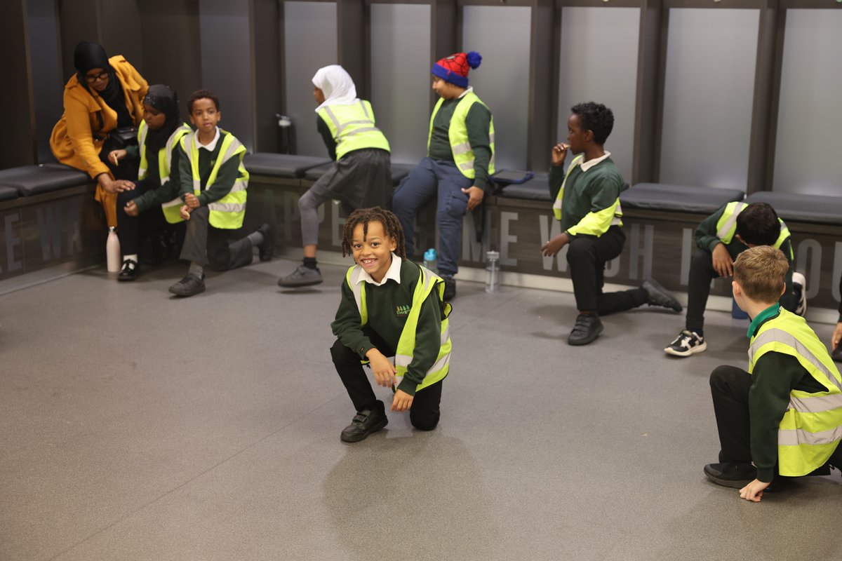 RobinsFound's tweet image. Throwback to our recent trip to Ashton Gate Stadium with Evergreen Primary Academy!

Our #PLPrimaryStars took part in the Premier League&apos;s No Room For Racism campaign, learning how to recognise racial stereotypes and how to be an ally ❤️

Find out more on our website now 👇…
