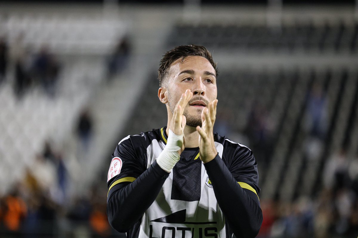 Actitud + Trabajo = Éxito .
Seguimos juntos afición 🖤⚽️