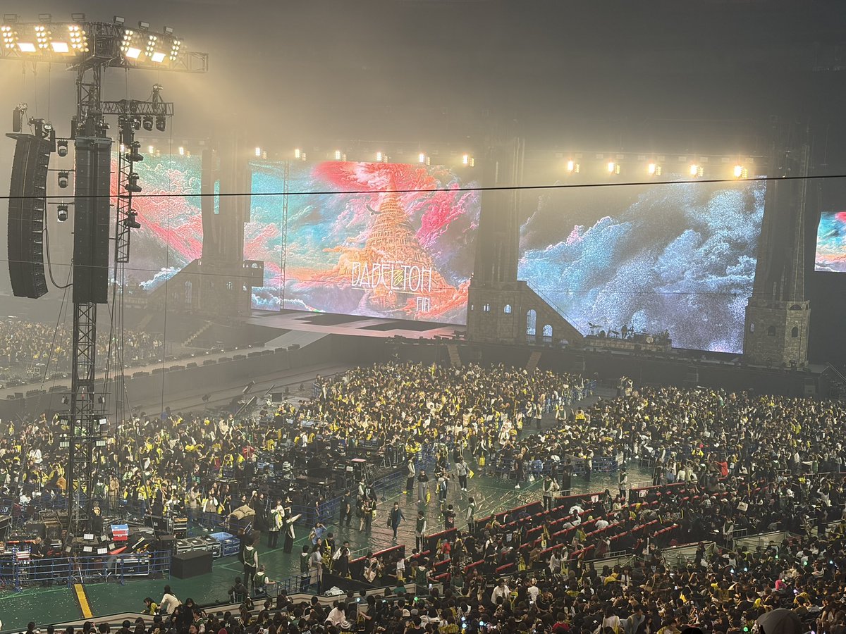 #BABELnoTOH 最高な景色をありがとう。5曲目を聴きながらDRUMSONでのライブを思い出してた。今のミセス大好きだけど、あんな姿見ると、金テもすごいセットもいらないから、また3人(5人)であの時みたいに演奏する姿も見たいなって思って泣いた。ひっそり願っとく。