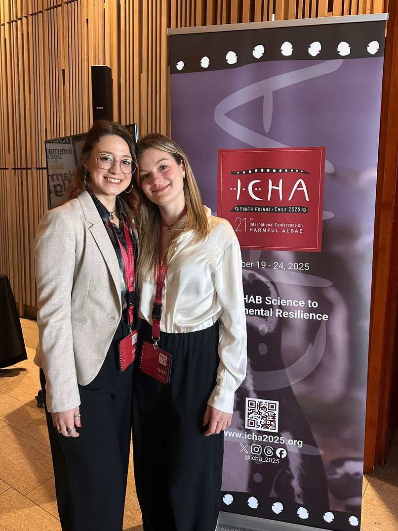 NiCap24's tweet photo. Delighted to have presented part of my PhD work at the amazing International Conference on Harmful Algae #ICHA2025 in Punta Arenas, Chile 🇨🇱. It was a fulfilling experience 🏔🗿 Thank you! @MfrcATU @MIFundingOffice @MarineInst  @LucaMirimin @dave_wclarke #ISSHA #IPS https://t.co/ceEP51P51S