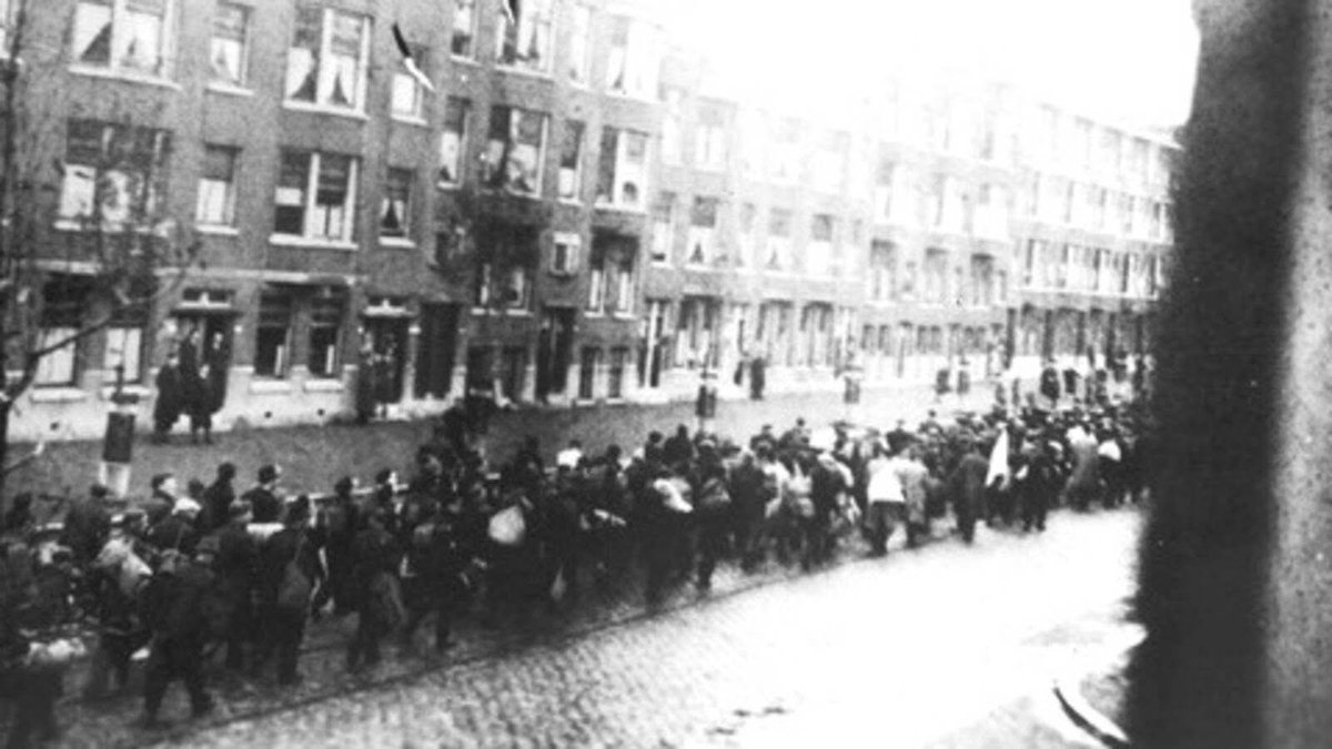 10 en 11 november 1944 - Razzia van Rotterdam 

#OpDatWijNooitVergeten #SterkerDoorStrijd