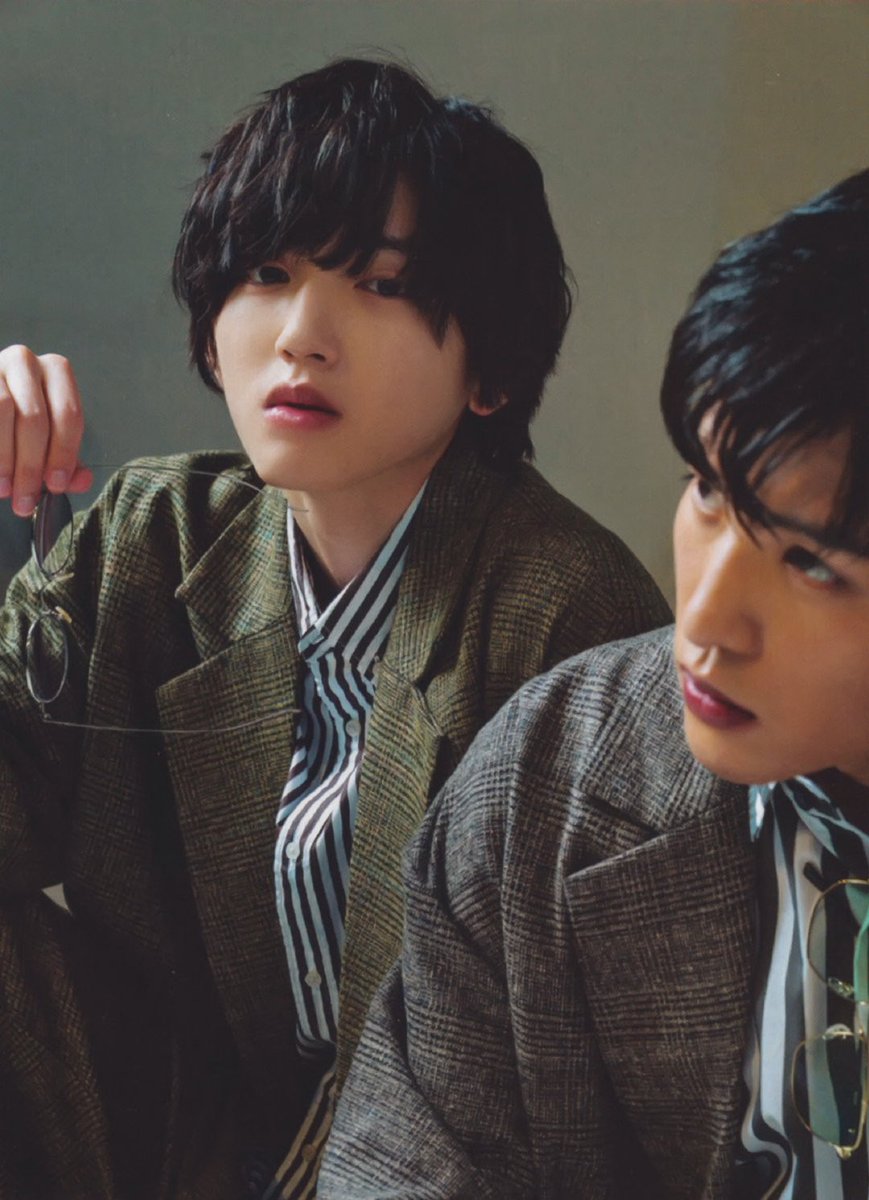 MEMEMICHI210327's tweet photo. 🖤めめみち雑誌第十二弾_写真④💗

#目黒蓮 #道枝駿佑 
#めめみち雑誌お祭り
#めめみち 消えた初恋続編希望
#미치에다슌스케 #메구로렌
#메메밋치 #사라진첫사랑
#RenMeguro #ShunsukeMichieda
#mylovemixup  #idaoki #mememichi 
#มิจิเอดะชุนสุเกะ #เมกุโระเร็น 
#เมเมะมิจจี้ #ยางลบสื่อรัก https://t.co/aRVp72R7D5