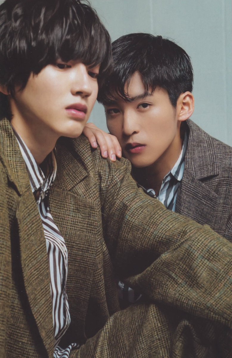 MEMEMICHI210327's tweet photo. 🖤めめみち雑誌第十二弾_写真④💗

#目黒蓮 #道枝駿佑 
#めめみち雑誌お祭り
#めめみち 消えた初恋続編希望
#미치에다슌스케 #메구로렌
#메메밋치 #사라진첫사랑
#RenMeguro #ShunsukeMichieda
#mylovemixup  #idaoki #mememichi 
#มิจิเอดะชุนสุเกะ #เมกุโระเร็น 
#เมเมะมิจจี้ #ยางลบสื่อรัก https://t.co/aRVp72R7D5
