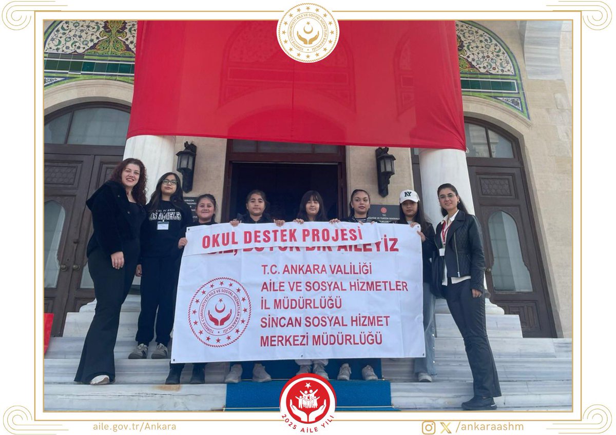 Ankaraashm's tweet image. Cumhuriyet’in izinde anlamlı bir yolculuk…

Sincan Sosyal Hizmet Merkezi bünyesinde #SED hizmeti sunulan çocuklarımızla Anıtkabir ve Etnografya Müzesi’ni ziyaret ettik.

Milli değerlerimizle gururlandık!🇹🇷

@tcailesosyal 
@AnkaraValiligi 
@ASHB_COCUK
