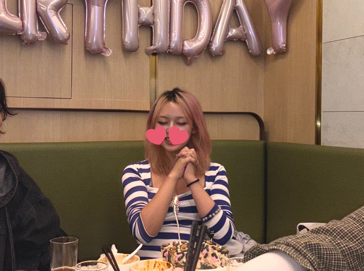 palgulee's tweet image. 생일 절겁다