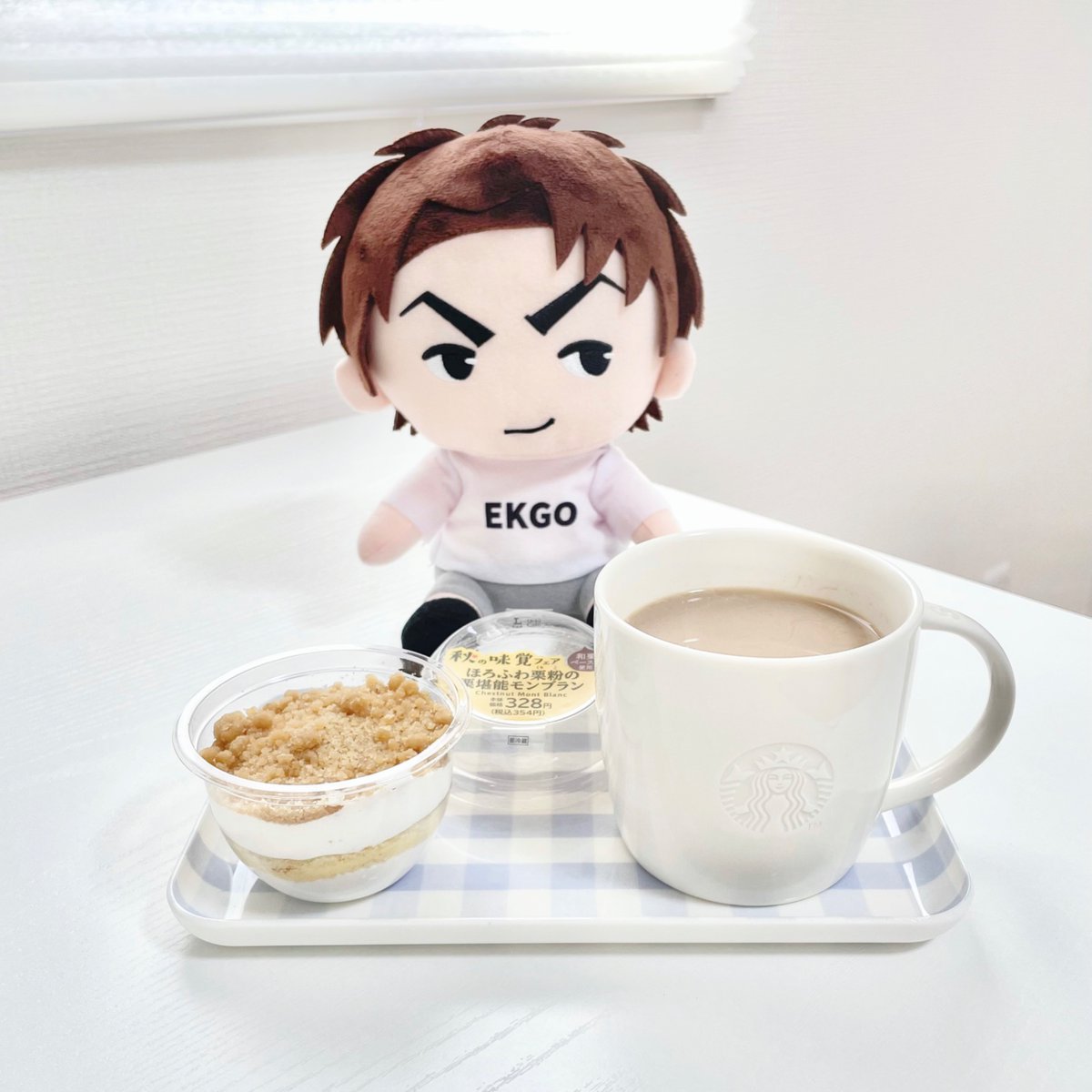 おすすめされてたLAWSONさんのモンブラン𓌉𓇋
ほろふわ栗粉うまぁ ෆ˚*