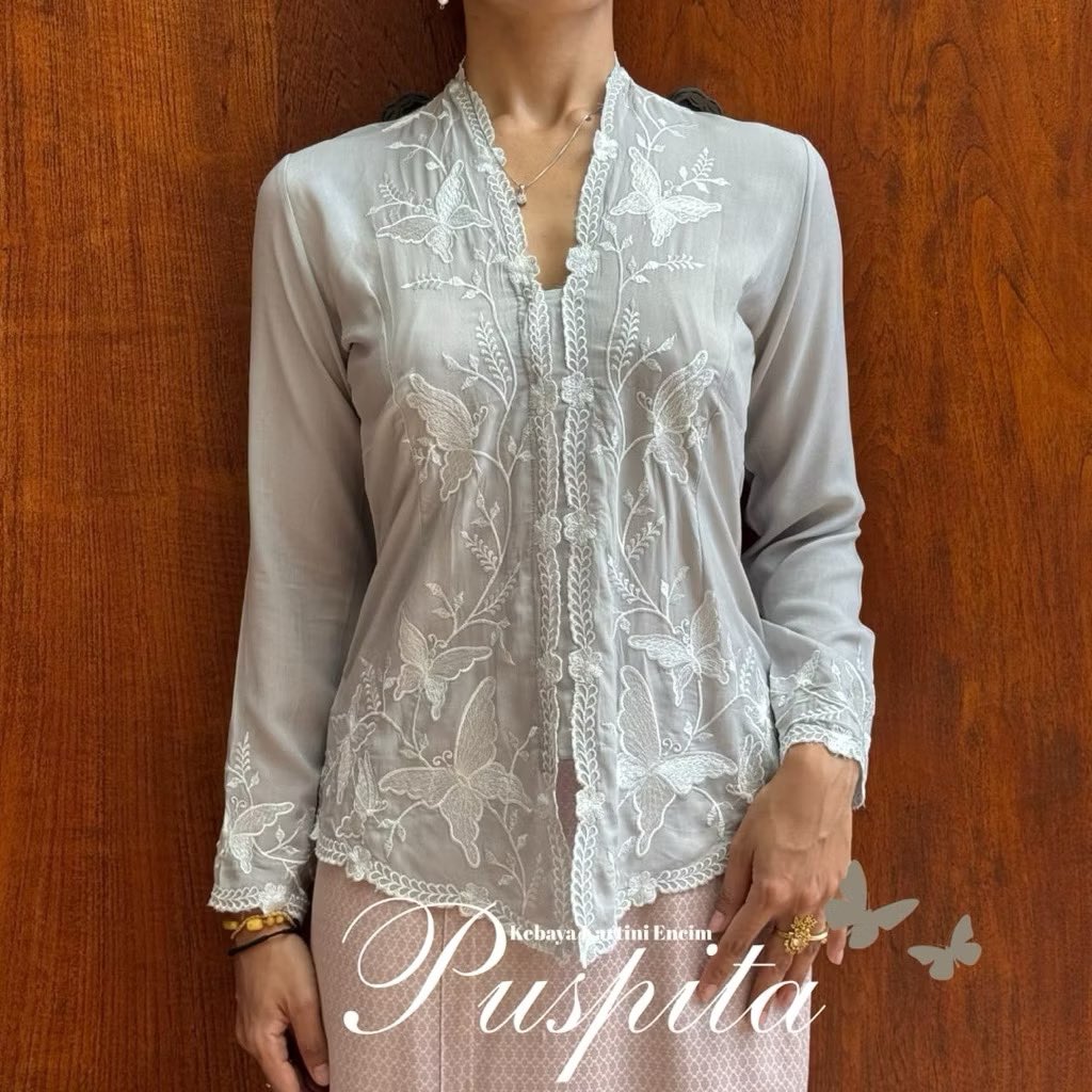 c0quetteuu's tweet photo. kebaya encim puspita bordir kupu-kupu — modelan kebaya gini bisa dipake sehari-hari 

https://t.co/7hlq7ldU0L https://t.co/CWMKGPtZ65