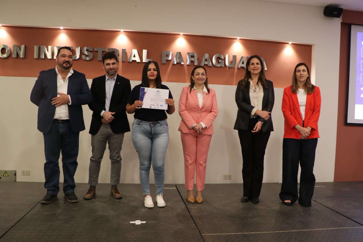 UIP_py's tweet photo. 📈 Desde su lanzamiento, la iniciativa de Cervepar ha formado a casi 500 jóvenes, contribuyendo al crecimiento profesional y al fortalecimiento de la industria nacional.
#UIP #CEPROCAL #FormaciónTécnica #Capacitación https://t.co/8XG27APoaC