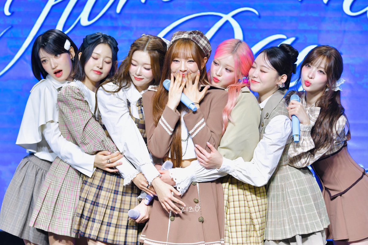 251110
4주년 축하해 💙💜
#김수연 #션 #SHEON #ション
#BILLLIE #빌리 #ビリー 
🤍🤍🤍🤍🤍🤍🤍
#션이는_일상이_리즈