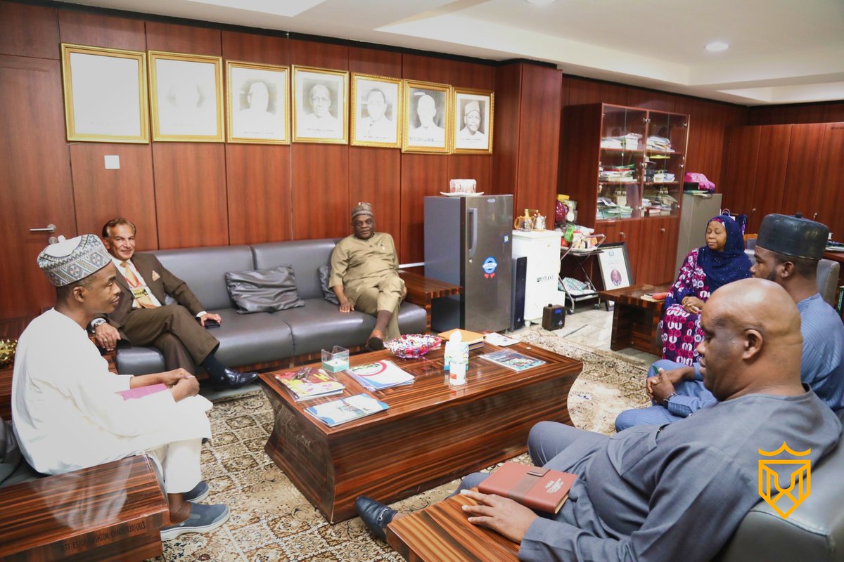 <a href="/WigweUniversity/">Wigwe University</a> is exploring strategic collaboration with <a href="/TETFundNigeria/">TETFund.Nigeria</a> to drive research, innovation, and academic development.
The proposed partnership includes an MoU, joint funding for student projects and a Centre of Excellence in AI.
Read more at bit.ly/3XpyG16