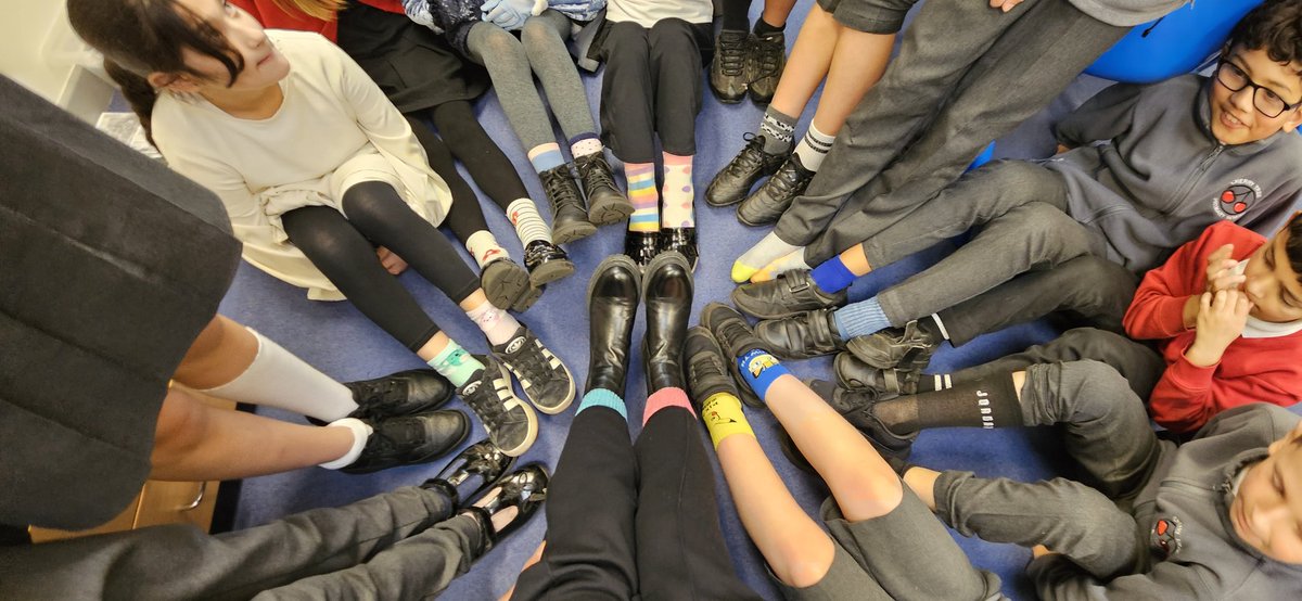 MrsMalhotraCTS's tweet image. Odd socks in Oak to celebrate #AntiBullyingWeek2025 @CTS_Watford @headcherrytree
