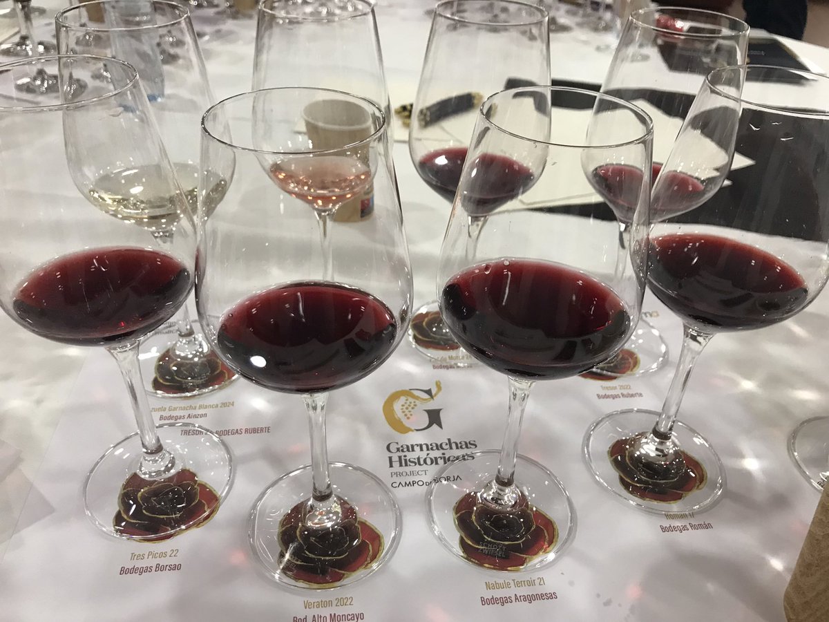 alacartemenus tweet media