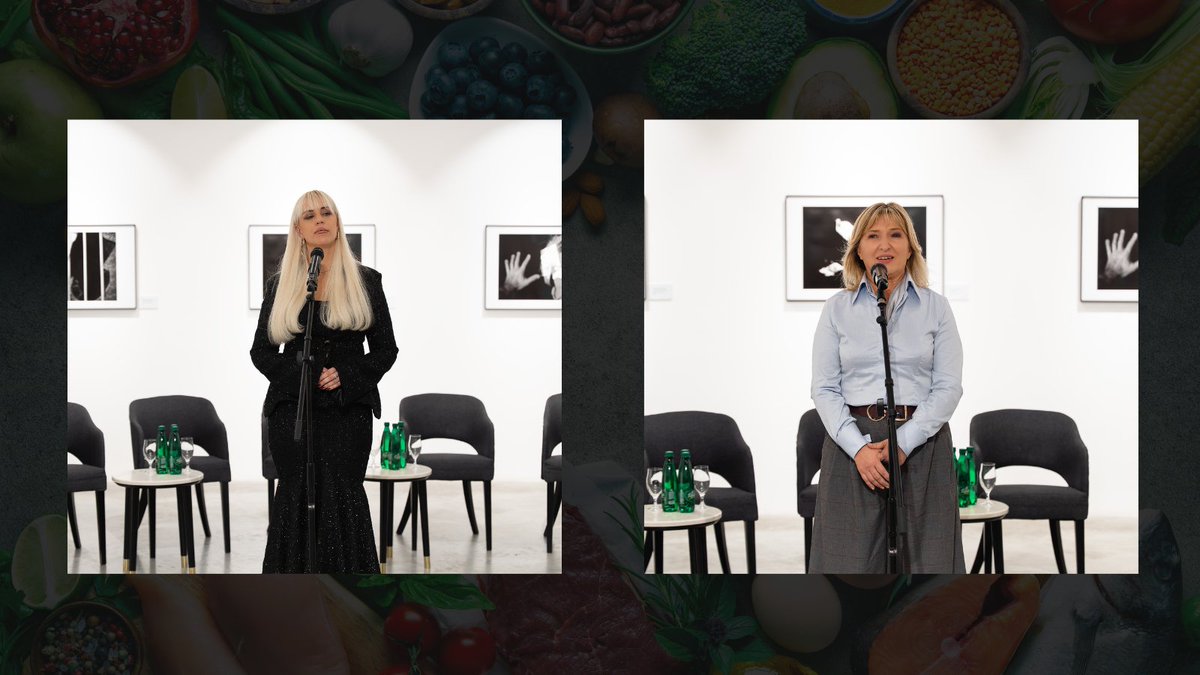 ColorMediaCom's tweet image. #foodtalk 2025 je u punom zamahu u Muzeji i galerije Podgorice: hodnici mirišu na nove ideje, a chefovi, vinari, diplomate i HoReCa profesionalci pretvaraju jelovnike u priče, a priče u planove.
#FoodTalk2025 #FoodTalk #Podgorica #MuzejiIGalerijePodgorice #Gastronomija #HoReCa