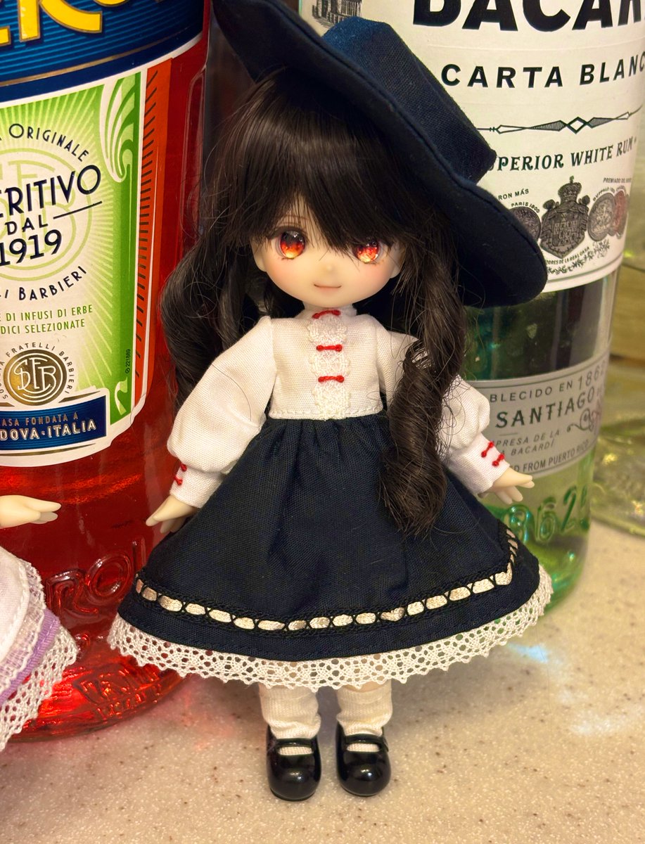 alquermes's tweet image. 蓮子とメリー途中経過です(長髪)