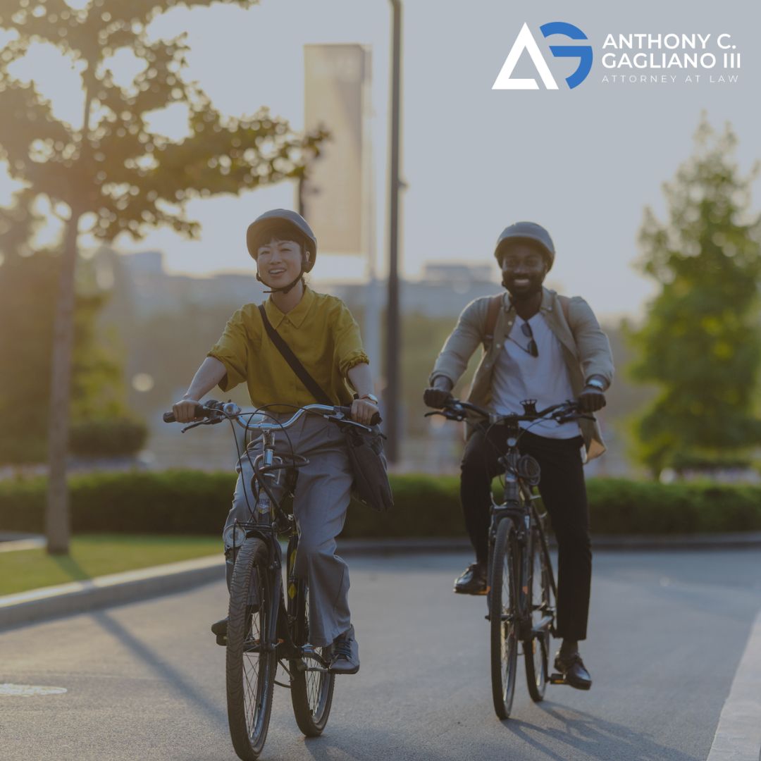 Cyclists have the same rights as drivers, but not all motorists share the road safely. 🚴‍♂️

Careless moves can cause serious injuries. Riders should stay visible and follow traffic laws. 

Know your rights if negligence causes harm 👉 bit.ly/49r1GNd #bicycleaccident