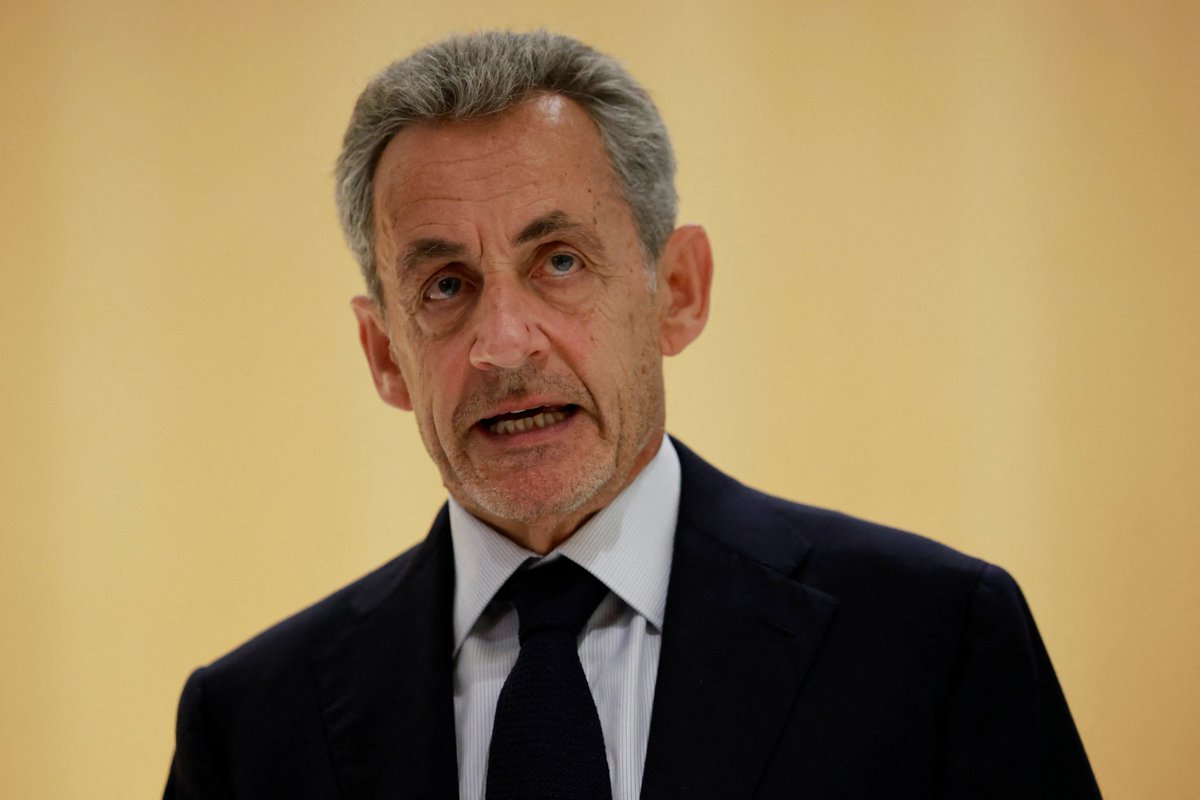 AJEnglish's tweet photo. Former French President Nicolas Sarkozy is set to be released from prison after serving three weeks of a five-year sentence for criminal conspiracy https://t.co/551TEQiAwX https://t.co/3MKQH1Wbyg