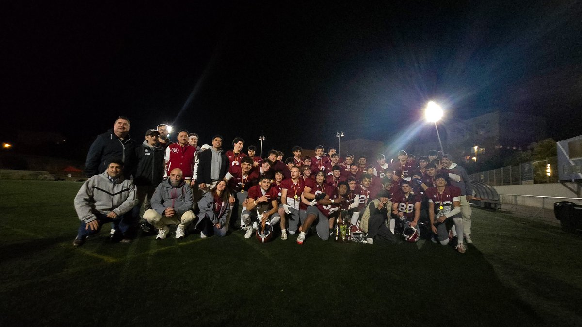 🔵⚪️ Éxito deportivo en Alcobendas: Los Royal Oaks Knights se proclaman Campeones de España 

➡️El equipo superó al rival, los Dracs, con un marcador final de 28-14 en el campo de Montigalà, logrando un destacado éxito deportivo para el municipio

🔗diariodealcobendas.com/post/%C3%A9xit…