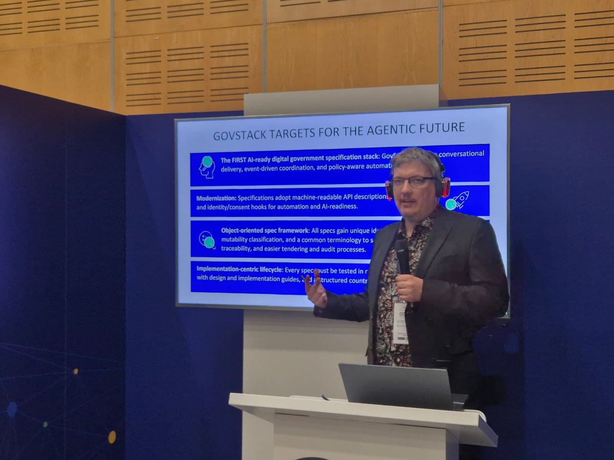 ESTDEV 🇪🇪 #StandWithUkraine tweet media