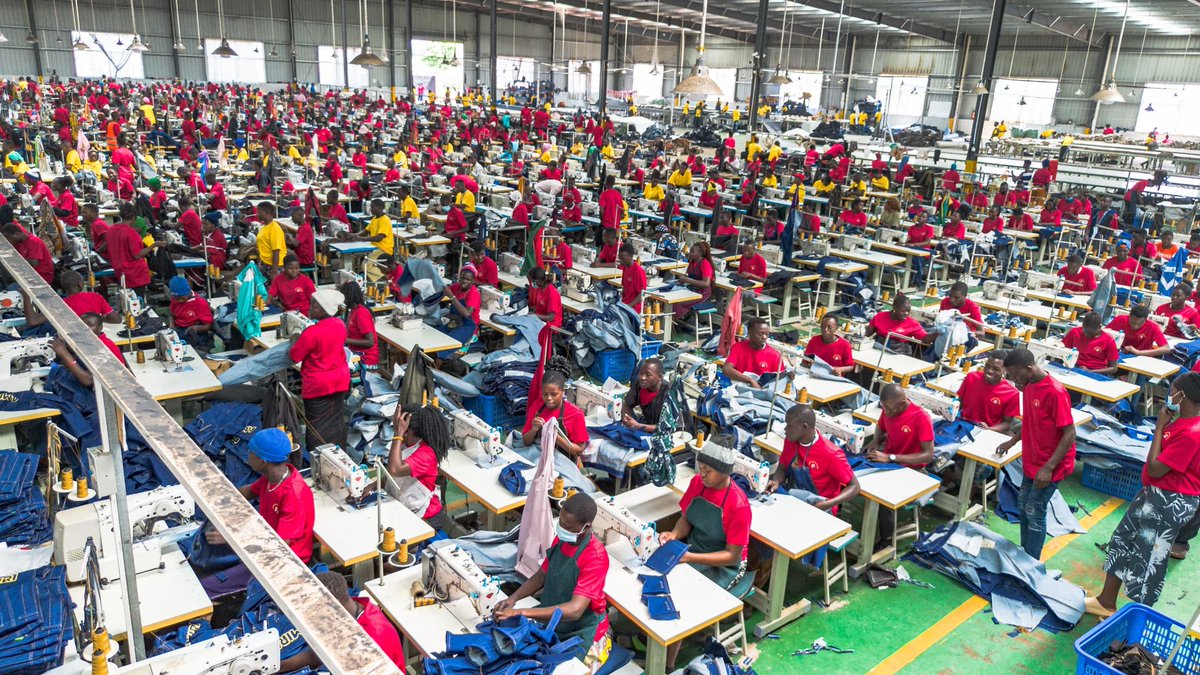 UgandaMediaCent's tweet photo. Sino–Mbale Industrial Park employs over 20,000 Ugandans, mostly youth, driving job creation, skills transfer, and industrial growth in Eastern Uganda
#TradeUG | #InvestInUganda https://t.co/Mlu0NGdcWz